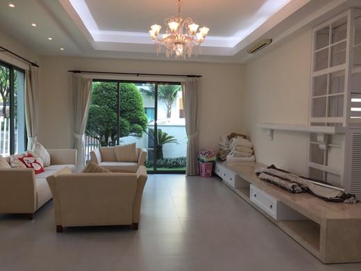 Villa for rent in District 2 HCMC D2200998 (5)